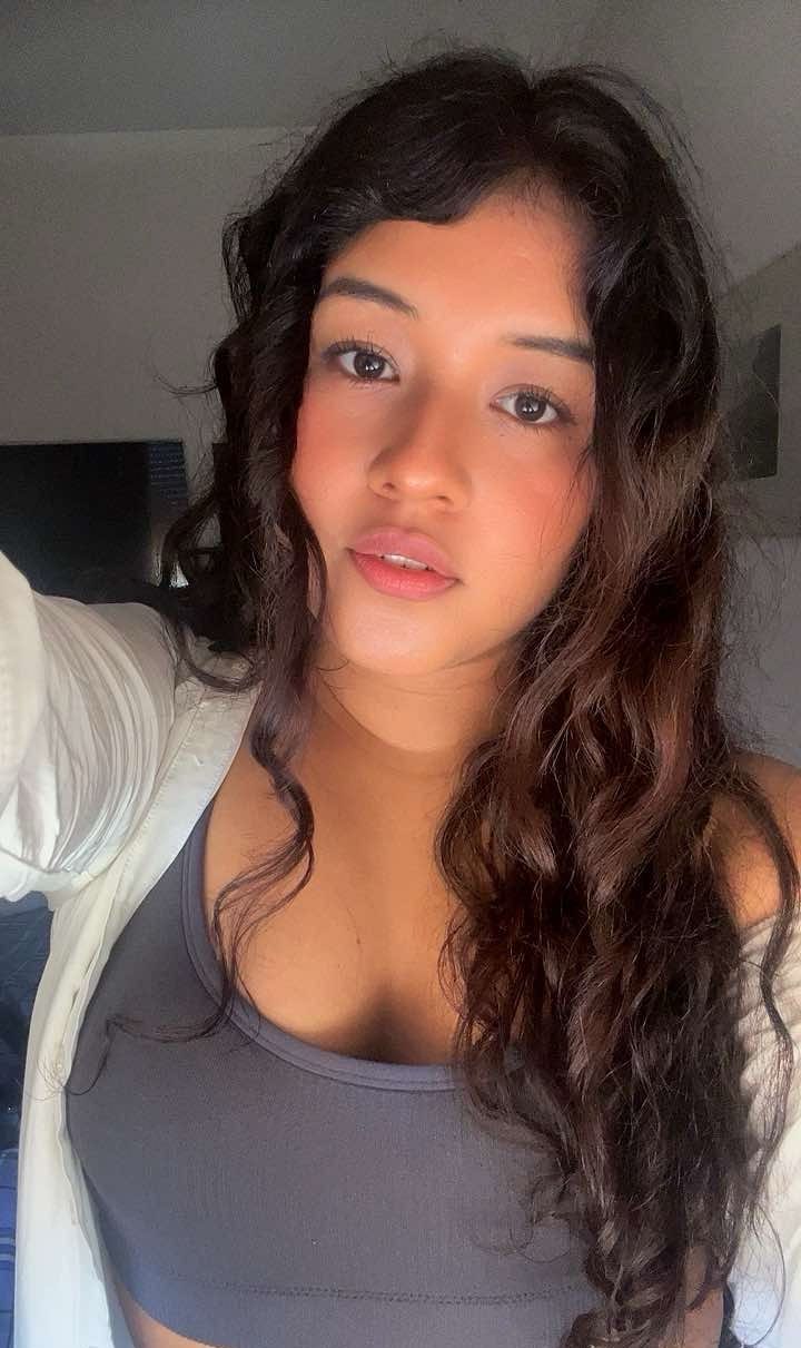 Woman waiting as a random cam to cam match begins